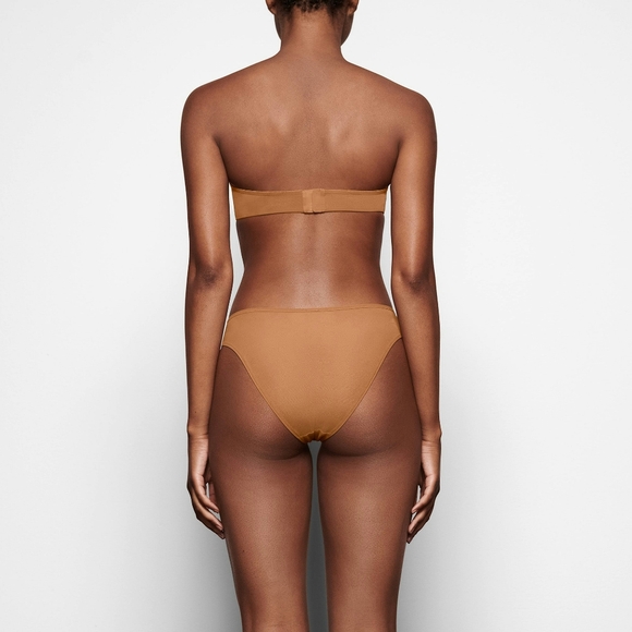 SKIMS MESH BRA NWT - Picture 3 of 7